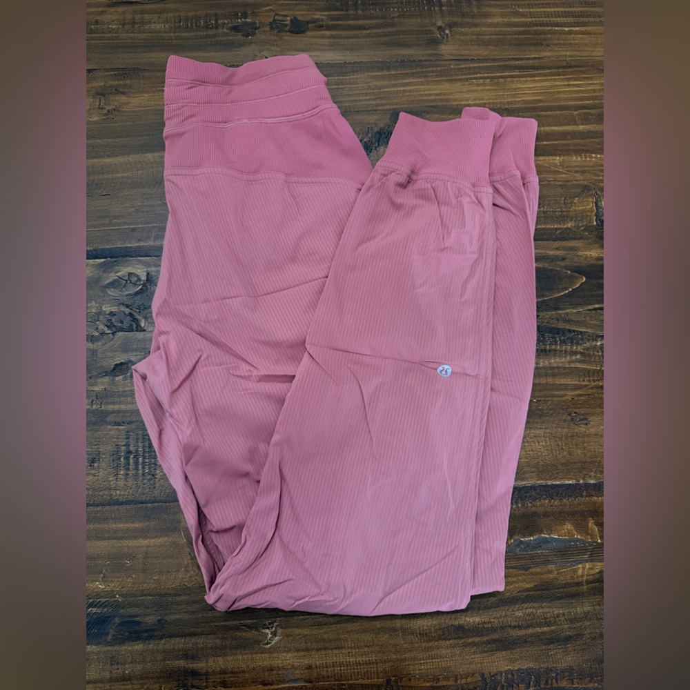 Lululemon Dance Studio 🩷 Brier Rose 🤎 mid-rise jogger *full length